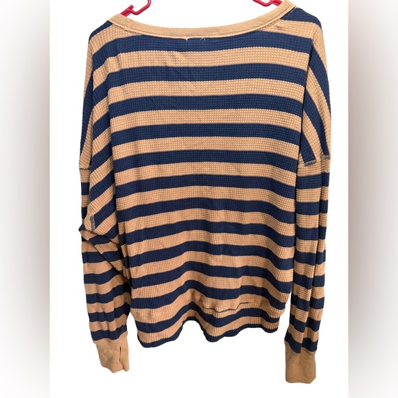 OFFLINE by Aerie Waffle Knit Striped V-Neck Top Medium Tan Navy - Picture 2 of 3